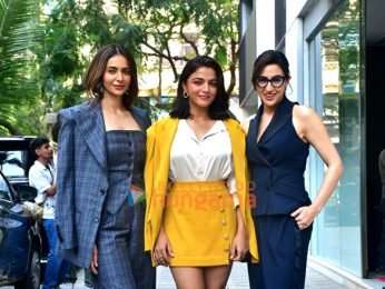 Photos: Ayushmann Khurrana, Rakul Preet Singh, Sara Ali Khan and Wamiqa Gabbi snapped promoting Pati Patni Aur Woh Do