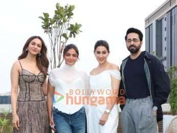 Photos: Ayushmann Khurrana, Rakul Preet Singh, Wamiqa Gabbi and Sara Ali Khan snapped promoting Pati Patni Aur Woh Do at T-Series office