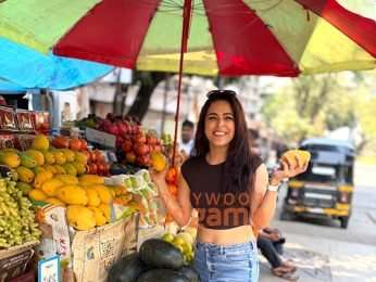 Photos: Madhurima Tuli snapped while shopping for mangoes in Andheri