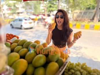 Photos: Madhurima Tuli snapped while shopping for mangoes in Andheri