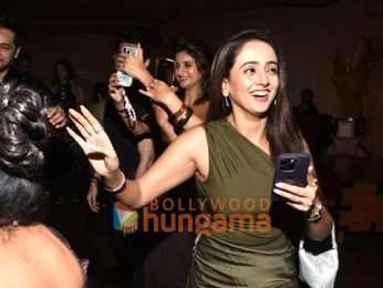 Photos: Rupali Ganguly celebrates her birthday with Delnaaz Irani, Tanishaa Mukerji and others at Belmarose, Sahara Star Mumbai