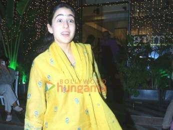 Photos: Sara Ali Khan snapped at Farmers’ Cafe in Bandra Photos: Sara Ali Khan snapped at Farmers’ Cafe in Bandra