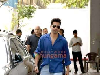 Photos: Varun Dhawan, Mrunal Thakur and Pooja Hegde snapped promoting Hai Jawani Toh Ishq Hona Hai in Bandra