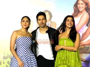 Photos: Varun Dhawan, Pooja Hegde, Mrunal Thakur, David Dhawan and others grace the trailer launch of Hai Jawani Toh Ishq Hona Hai