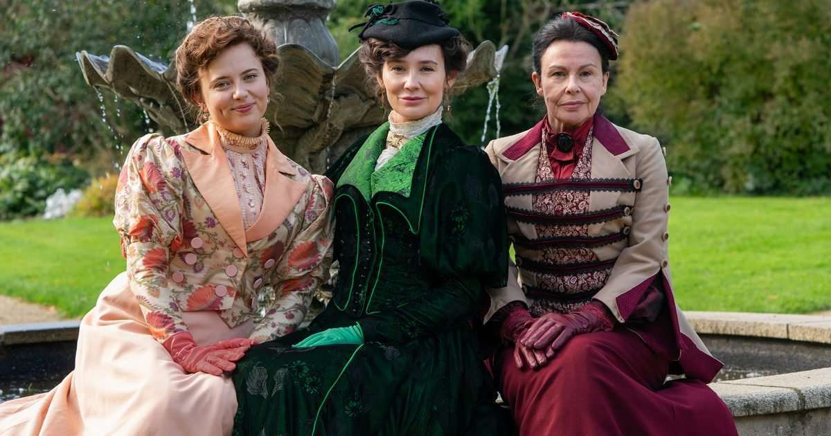The Hardacres stars Julie Graham and Claire Cooper reveal the importance of a women-led set and why the show is so needed today