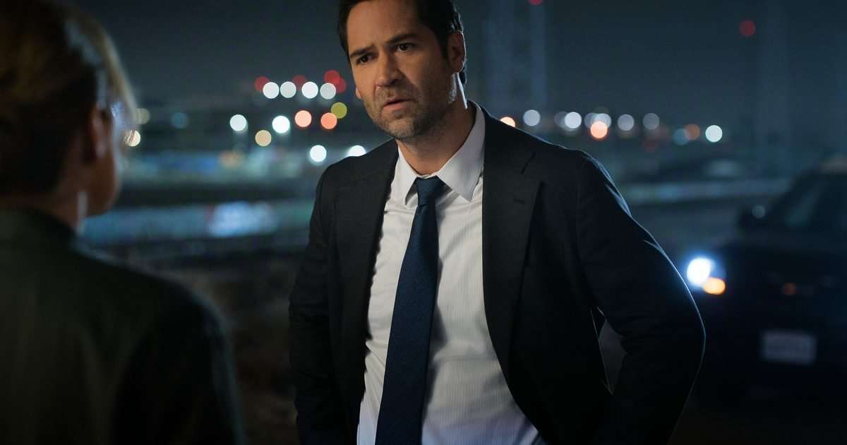 The Lincoln Lawyer future revealed by Netflix in sad news for fans - plus Battlestar Galactica icon confirmed for cast