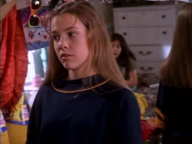 15 People Share the '90s Show They're Convinced Only They Remember | Den of Geek