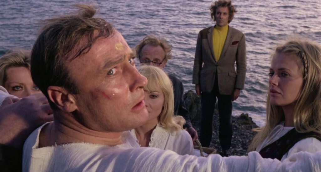 Spoiler Alert: 20 Twist Endings That Broke Audience Brains - Morbidly Beautiful