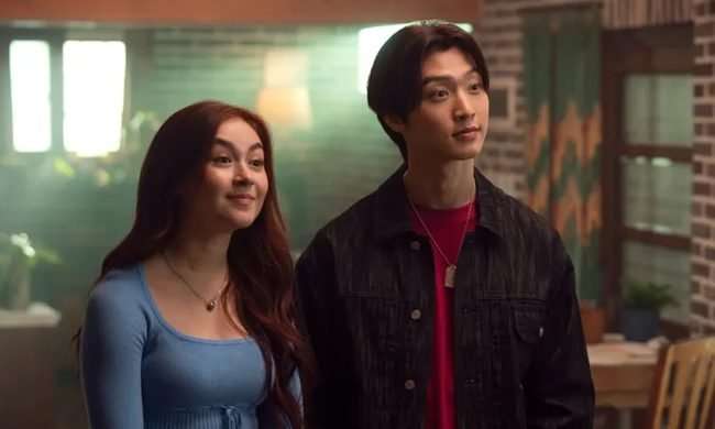 The cast of XO Kitty.