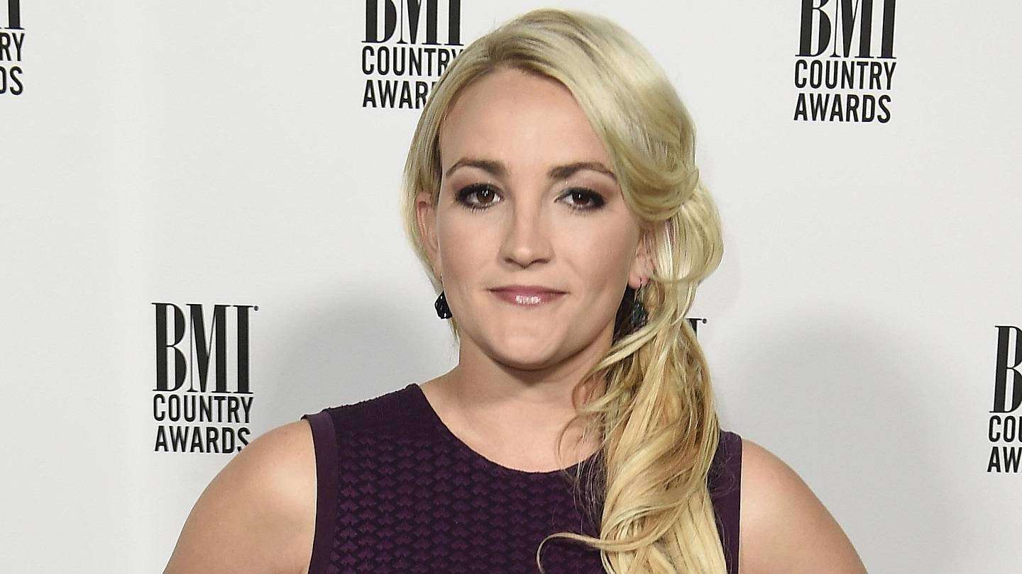 Zoey 101 is officially leaving Netflix and fans don&rsquo;t have much time left