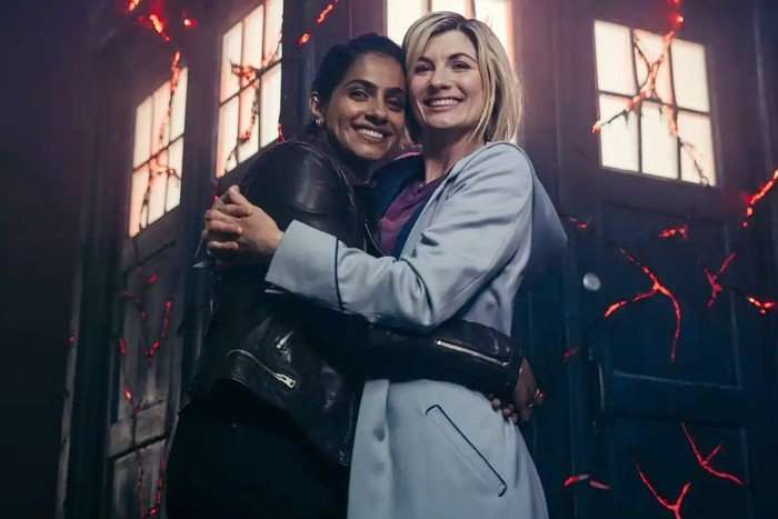 Jodie Whittaker and Mandip Gill hug on Doctor Who set