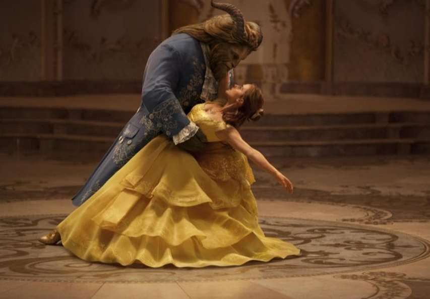 15 Times a Movie Treated Stalking Like Romance | Den of Geek