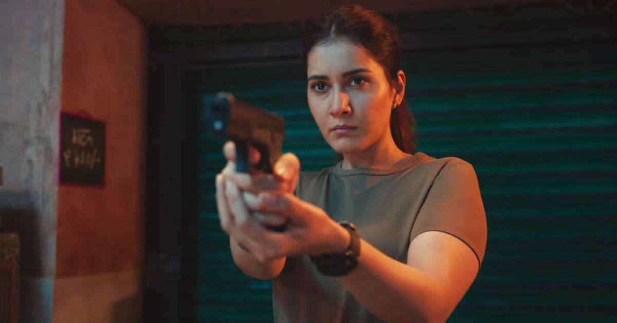 Lukkhe Review Ft. King, Palak Tiwari: Slow & Steady Not Always Win The Race!