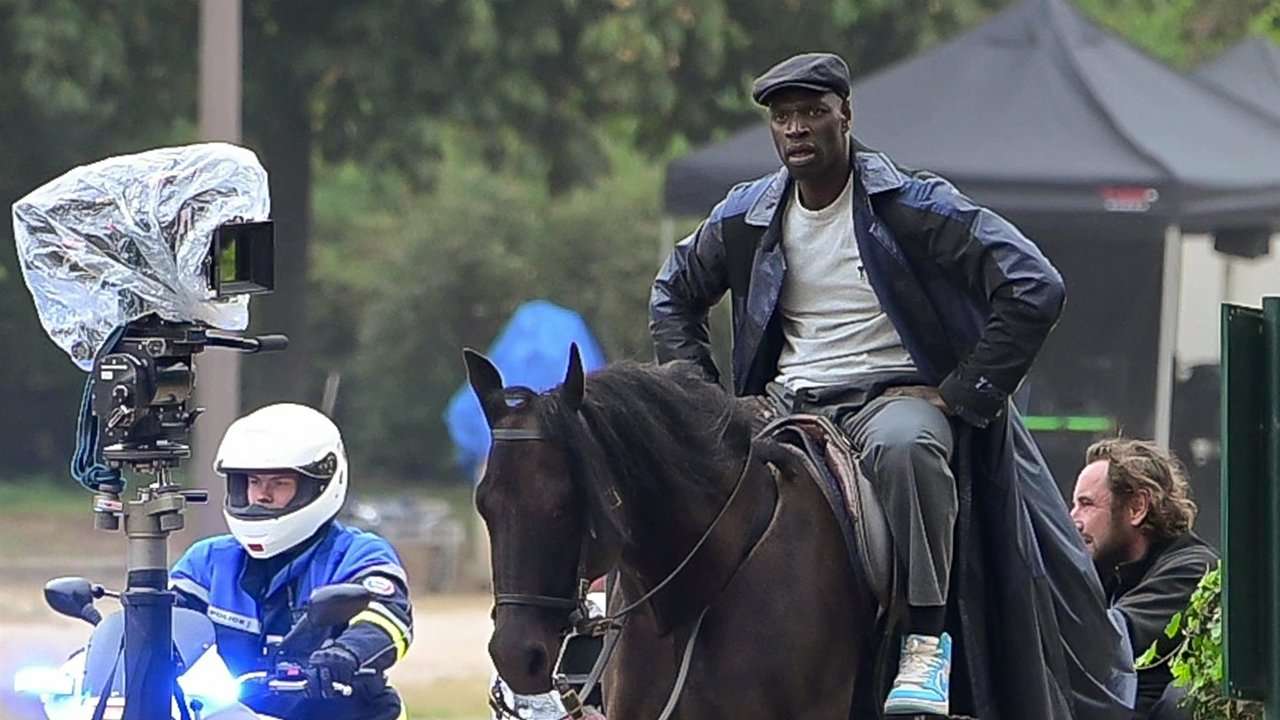 *Exclusive* Omar Sy Films The Final Season Of Lupin In The Streets Of Paris