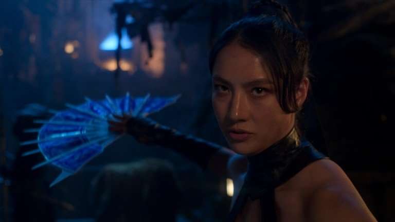 Kitana in Mortal Kombat II