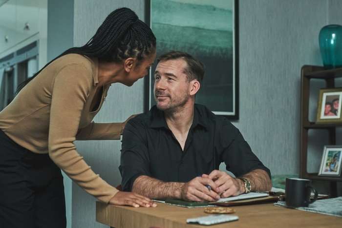 Marsha Thomason as DS Jenn Townsend and Barry Sloane as Chris Fischer in The Bay season 5.