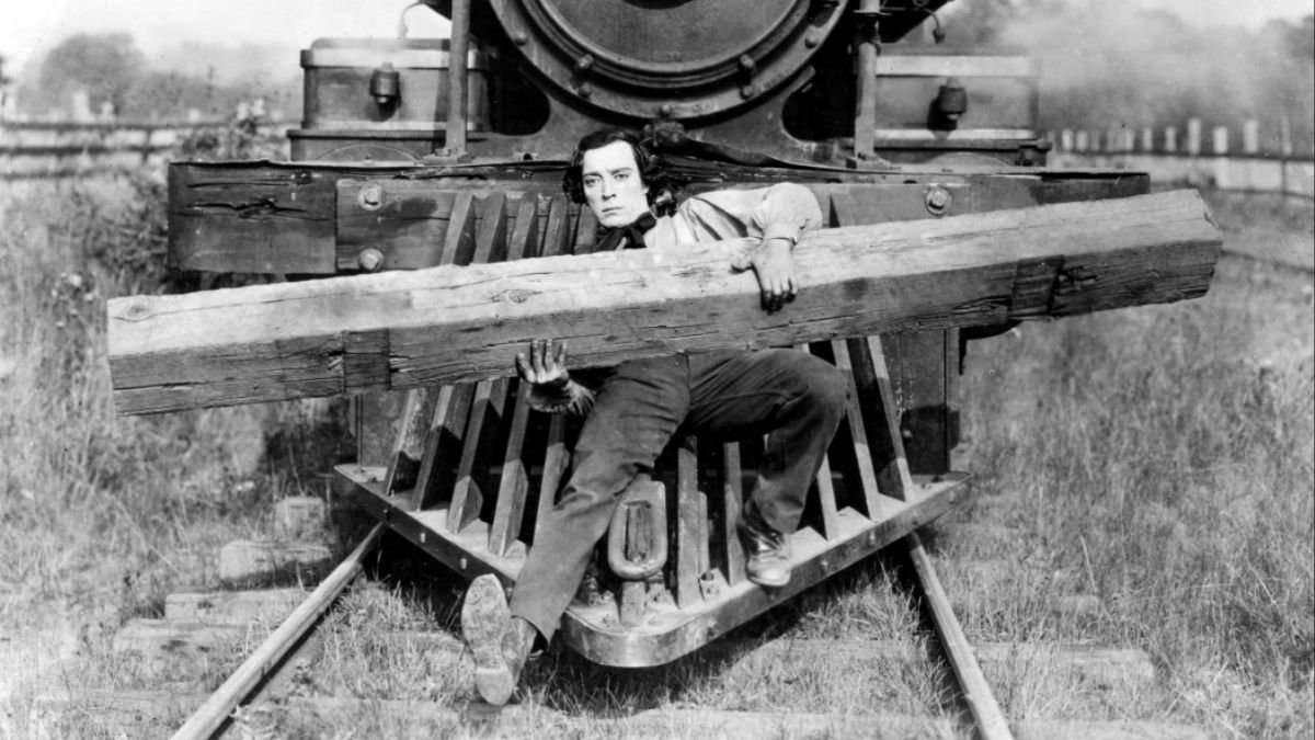 10 Photos from When Entertainment Involved Real Danger | Den of Geek