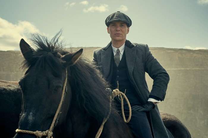 Peaky Blinders Ep 3 Cillian Murphy as Tommy Shelby, riding a horse in Peaky Blinders