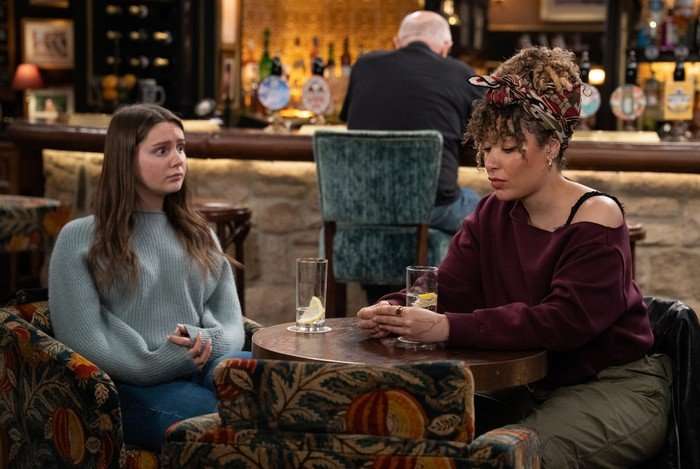 29_06_emm_sarah_serena_02 Sarah and Serena have a drink in the pub in a scene from Emmerdale