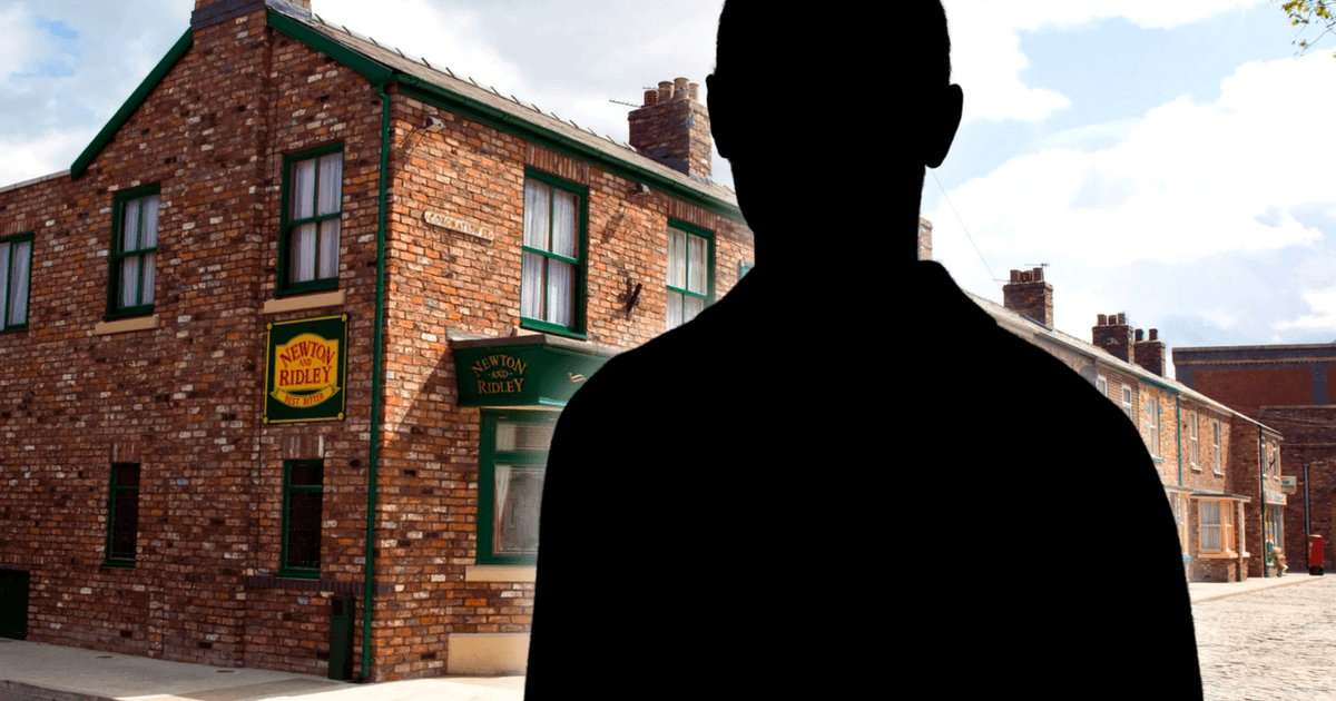 Coronation Street star confirms future with soap following exit speculation for cobbles villain