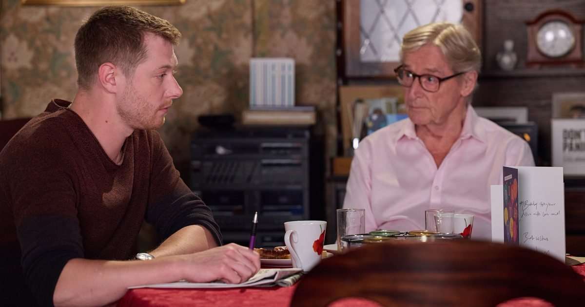 Coronation Street's Ken Barlow caught in the crossfire as Daniel Osbourne lashes out after losing Bertie in early ITVX release