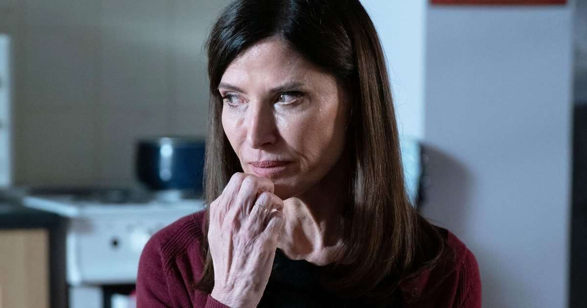 EastEnders airs explosive Bea Pollard cliffhanger in early BBC iPlayer release