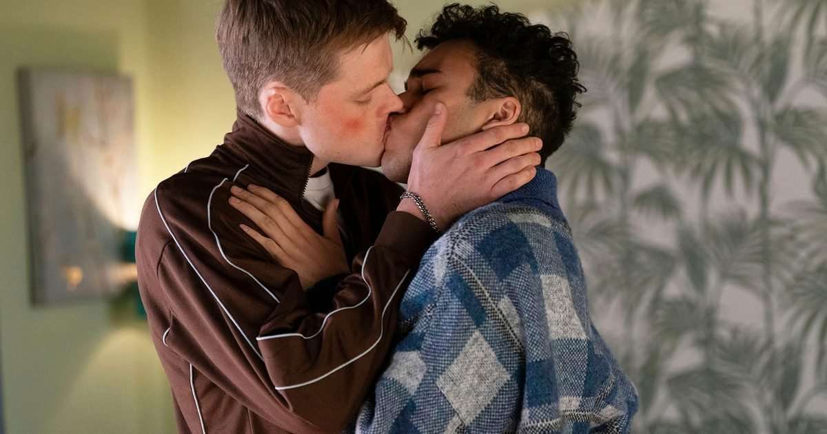 EastEnders spoilers confirm new twist for Oscar Branning following affair fallout