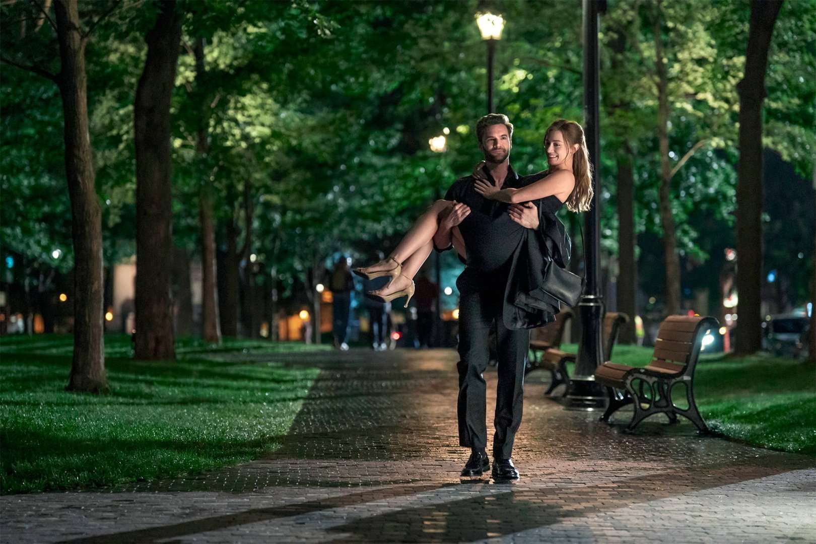 First Teaser for 'The Love Hypothesis' RomCom Film with Lili Reinhart | FirstShowing.net