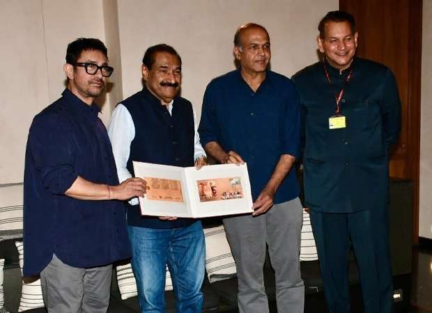 India Post honours Lagaan with special commemorative cover on it&rsquo;s 25th anniversary