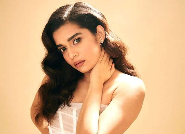 Mithila Palkar makes an appeal to her followers at Bollywood Hungama Style Icons Summit and Awards 2026: "If you see me at Shivaji Park, PLEASE come and talk to me"