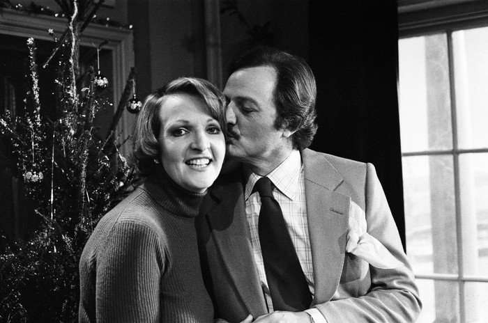 Penelope Keith and Peter Bowles filming To the Manor Born in 1979.