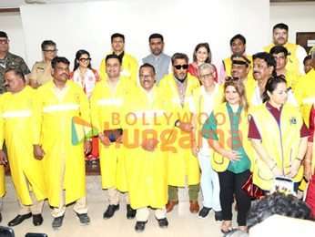 Photos: Jackie Shroff and other celebs attend an event felicitating the frontline heroes
