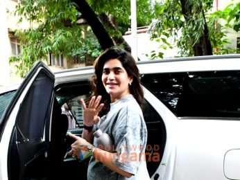 Photos: Karishma Tanna and Varun Bangera snapped at the gym in Bandra