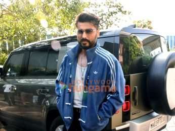 Photos: Shilpa Shetty, Arjun Kapoor and others snapped Yoga Day event