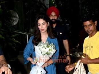 Photos: Yami Gautam snapped outside Krome Studio in Bandra