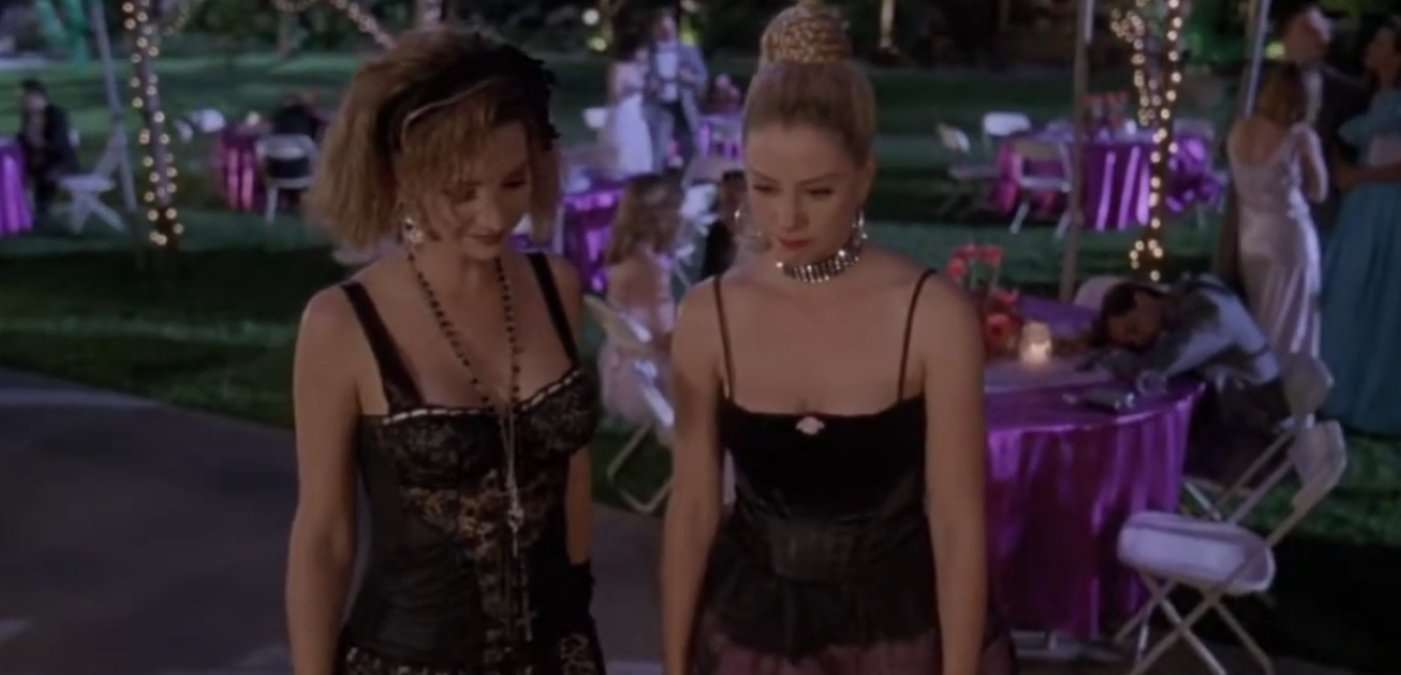 Romy and Michele 2 Deserves a Theatrical Release | Den of Geek