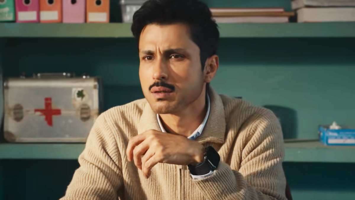 Gram Chikitsalay S2 Review: Amol Parashar & Nirahua's Show Shine!