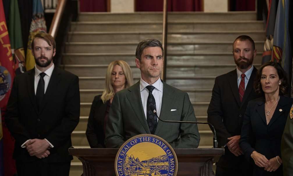 15 Shows With So Many Characters We Can't Keep Track | Den of Geek