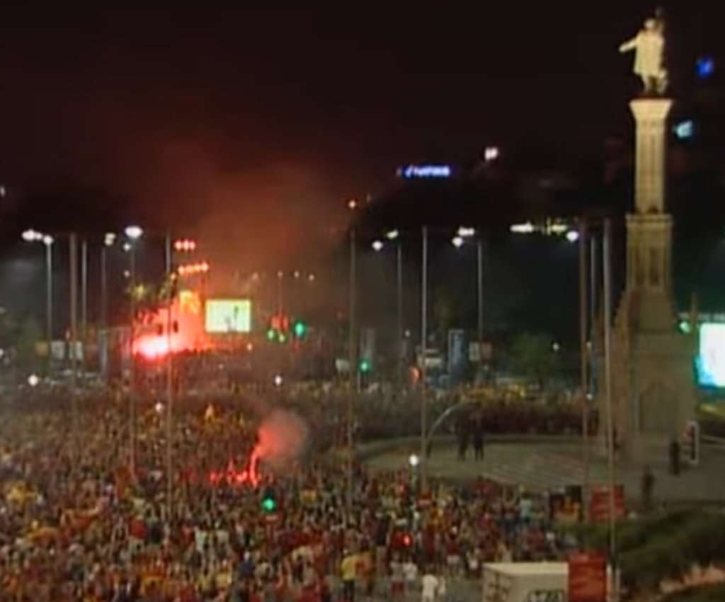 13 of the Craziest Fan Celebrations After a World Cup or Soccer Win | Den of Geek
