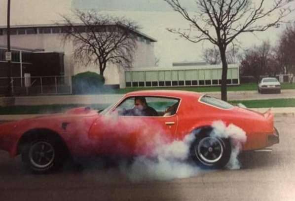 20 Vintage Muscle Cars in Their Natural Habitat for All the Gearheads | Den of Geek