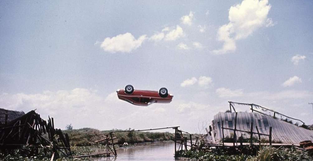 10 Photos from When Entertainment Involved Real Danger | Den of Geek