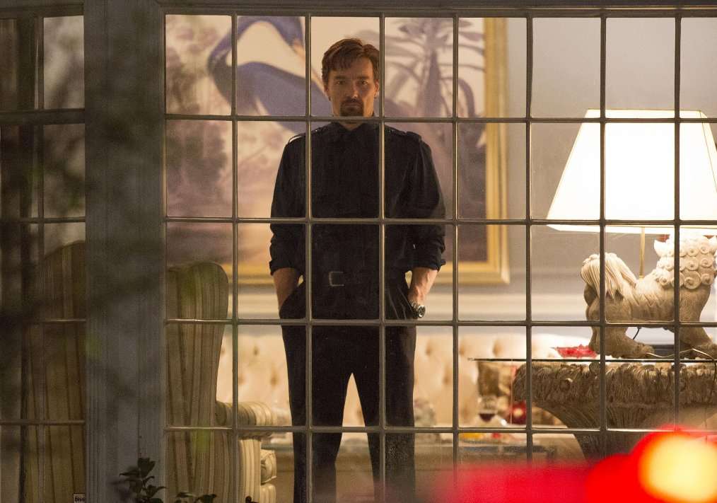 14 Movies Where They Could Have Just Called the Police | Den of Geek