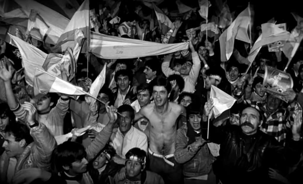 13 of the Craziest Fan Celebrations After a World Cup or Soccer Win | Den of Geek