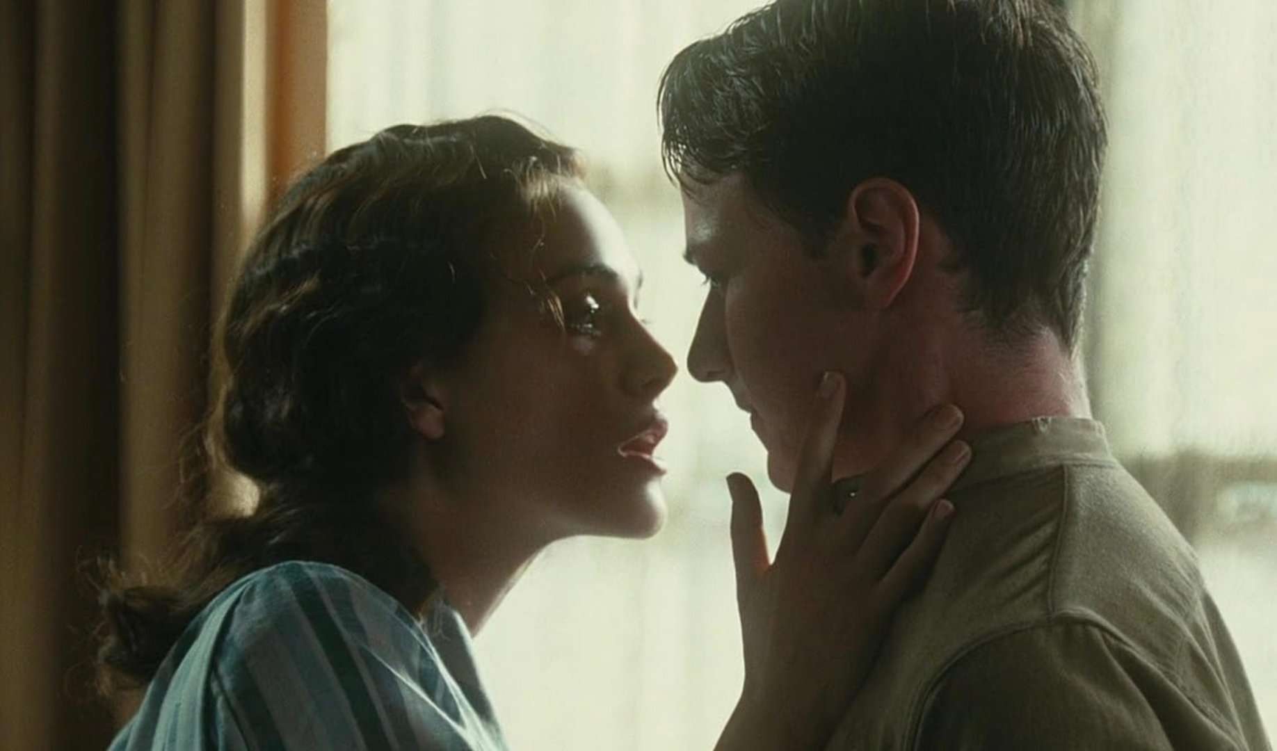 still-from-atonement-movie-on-netflix