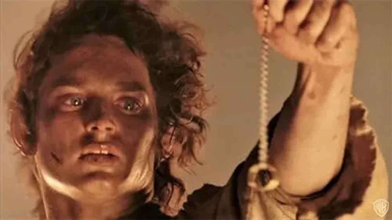 15 Famous Movie Props That Are More Famous Than the Movie Itself | Den of Geek