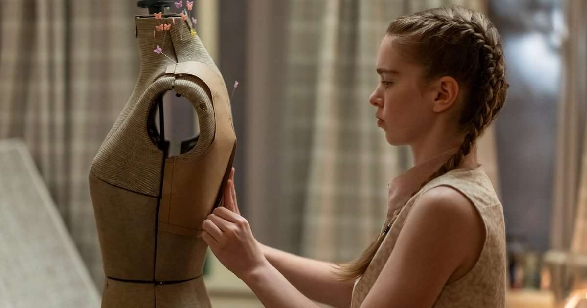 Carrie TV series gets first-look pictures &ndash; with a glimpse at telekinetic teen's powers