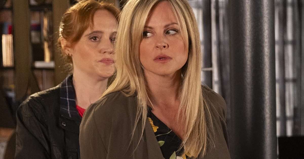 Coronation Street airs dilemma for Sarah Platt following arrest in early ITVX release