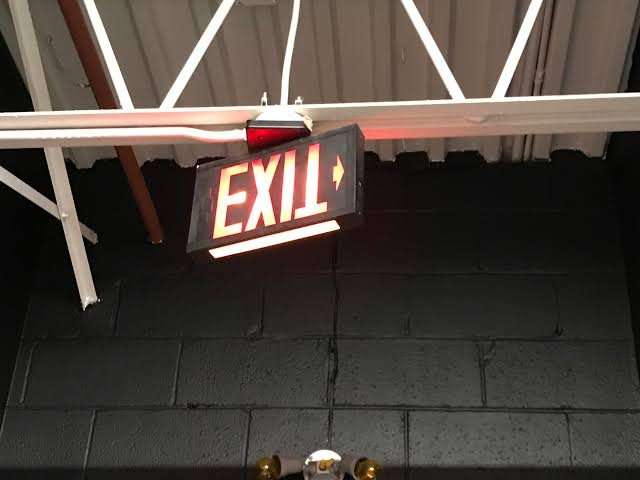 18 Times Someone Had Just One Job and Still Failed At It | Den of Geek