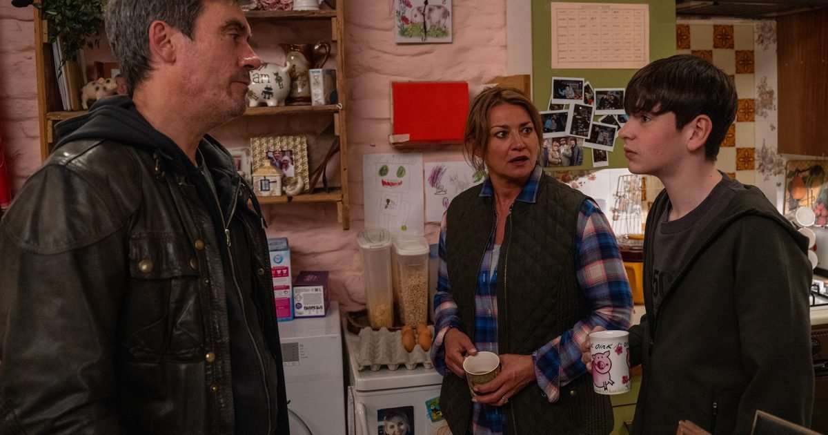 Emmerdale airs devastating news for the Dingles after family member trapped in fire in early ITVX release
