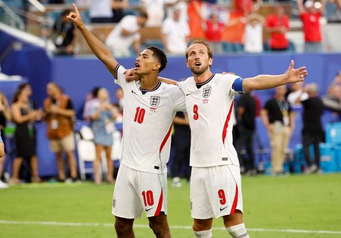 Jude Bellingham and Harry Kane celebrate the victory following the FIFA World Cup 2026 Quarter Final football match between Norway and England at Miami Stadium on 11 July 2026